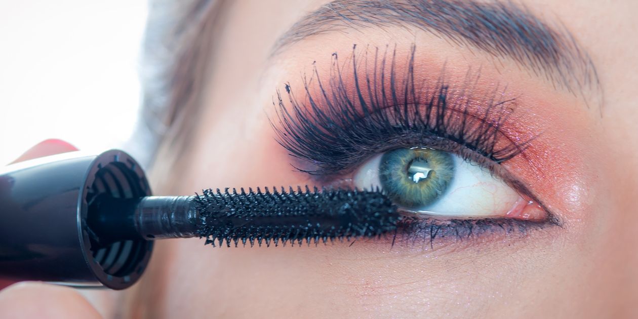 Should You Wear Mascara with Your Eyelash Extensions